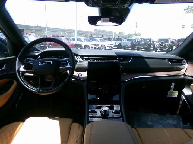 new 2025 Jeep Grand Cherokee L car, priced at $59,571