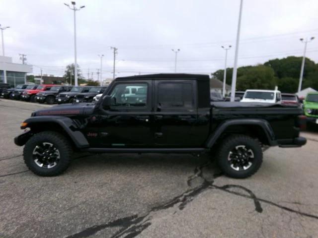 new 2025 Jeep Gladiator car, priced at $53,545