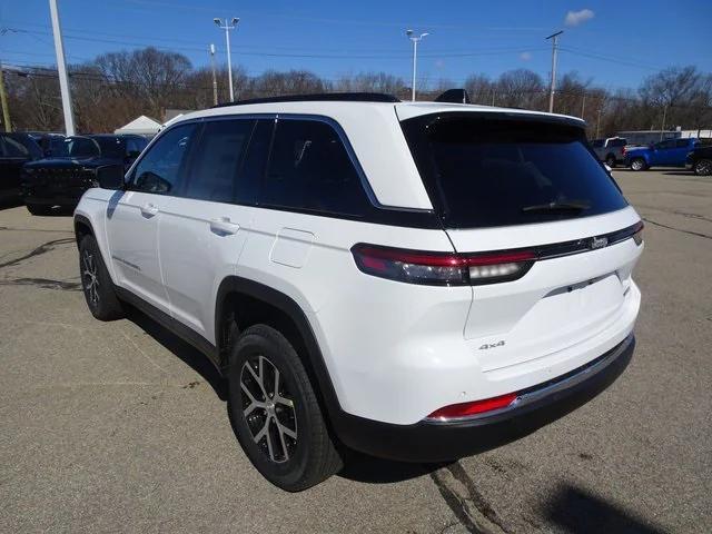 new 2025 Jeep Grand Cherokee car, priced at $42,200