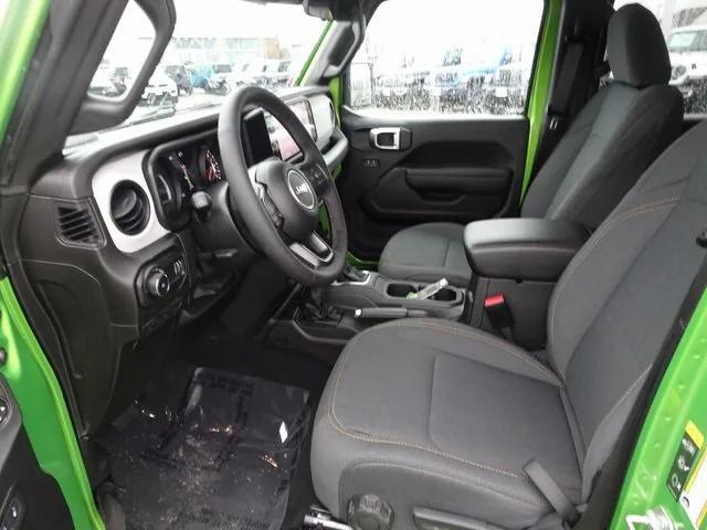 new 2025 Jeep Wrangler car, priced at $52,670