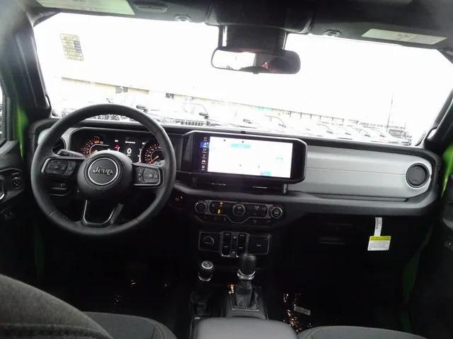 new 2025 Jeep Wrangler car, priced at $52,670
