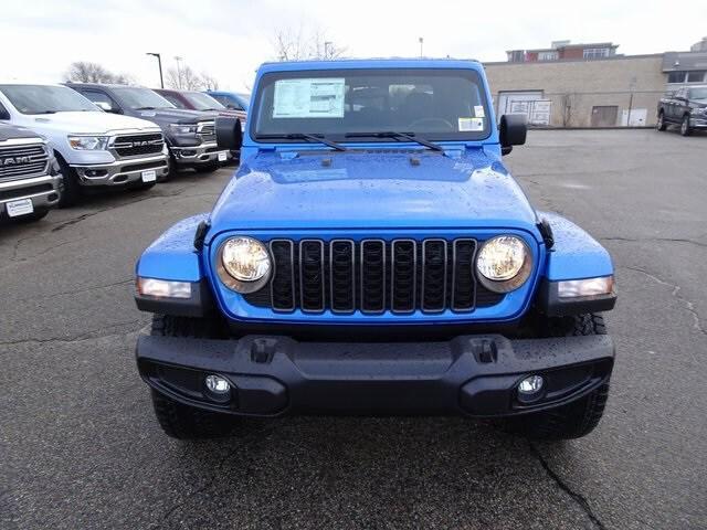 new 2025 Jeep Gladiator car, priced at $40,935