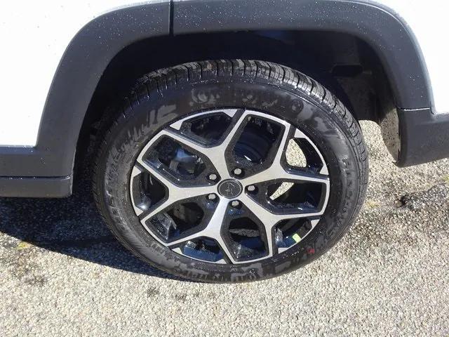 new 2025 Jeep Compass car, priced at $30,840