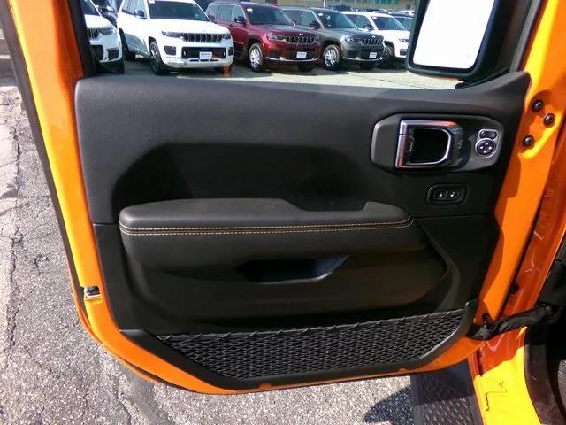 new 2025 Jeep Gladiator car, priced at $46,802