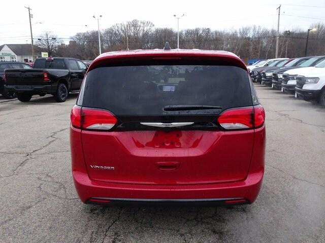 new 2025 Chrysler Voyager car, priced at $39,485