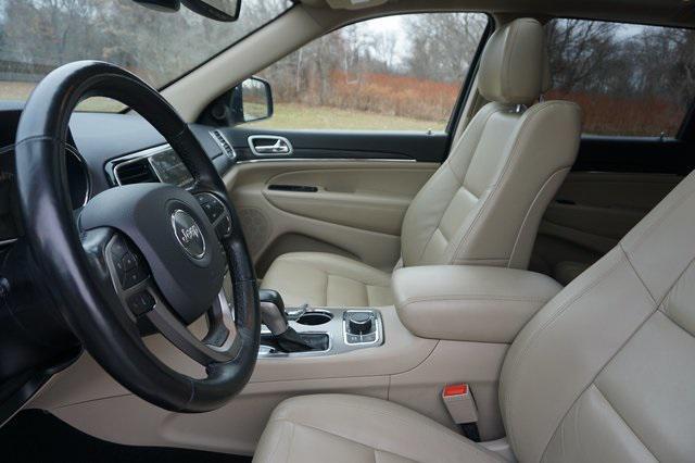 used 2021 Jeep Grand Cherokee car, priced at $27,750