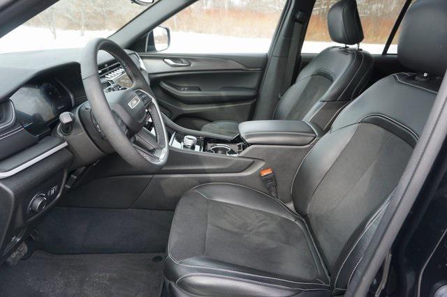 used 2023 Jeep Grand Cherokee car, priced at $36,750