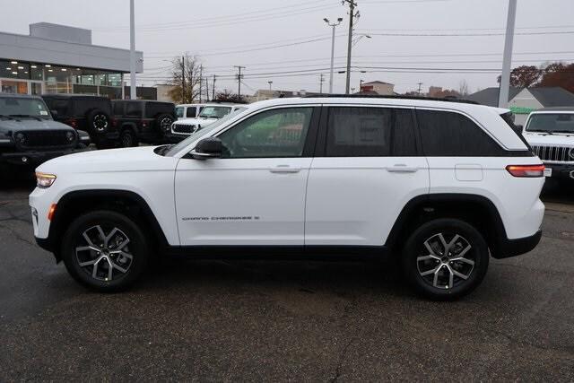 new 2025 Jeep Grand Cherokee car, priced at $42,150