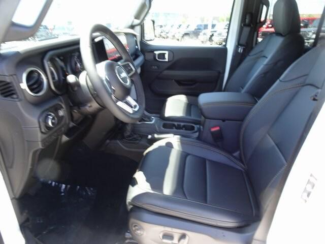 new 2025 Jeep Wrangler car, priced at $58,115