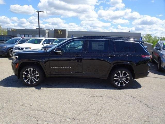 new 2024 Jeep Grand Cherokee L car, priced at $65,385