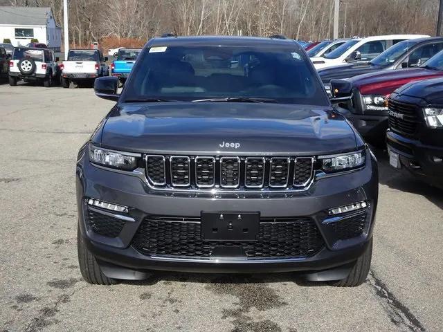 new 2025 Jeep Grand Cherokee car, priced at $45,310