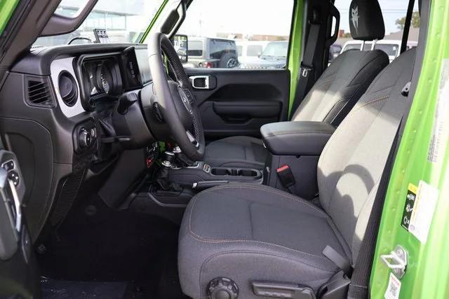 new 2025 Jeep Wrangler car, priced at $73,268