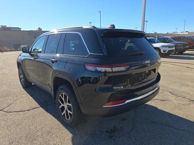 new 2025 Jeep Grand Cherokee car, priced at $45,310