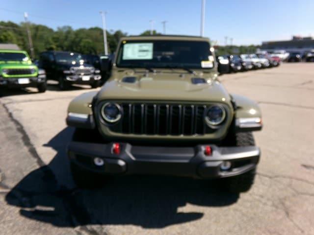 new 2025 Jeep Gladiator car, priced at $50,750