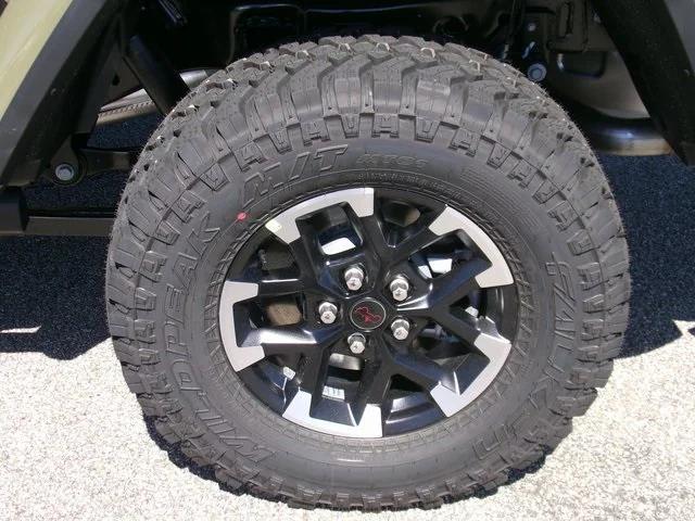 new 2025 Jeep Gladiator car, priced at $50,750