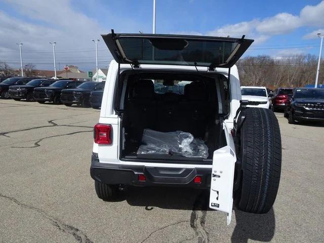 new 2025 Jeep Wrangler car, priced at $62,205