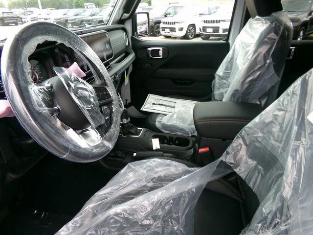 new 2025 Jeep Wrangler car, priced at $52,025