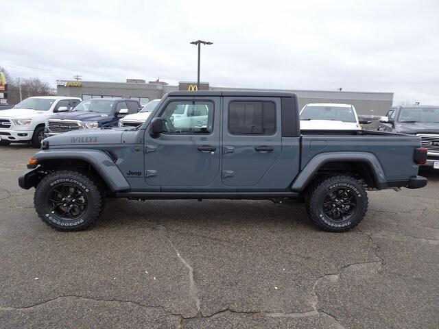 new 2025 Jeep Gladiator car, priced at $48,035