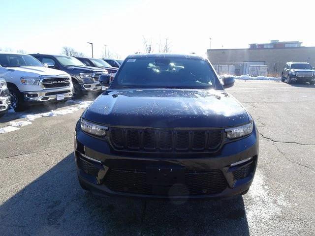 new 2025 Jeep Grand Cherokee car, priced at $51,955