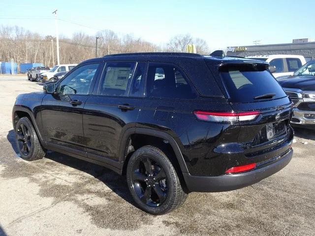 new 2025 Jeep Grand Cherokee car, priced at $51,955