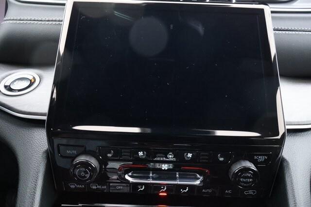 new 2025 Jeep Grand Cherokee car, priced at $50,910