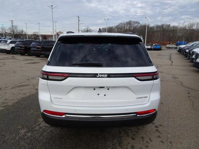 new 2025 Jeep Grand Cherokee car, priced at $44,715