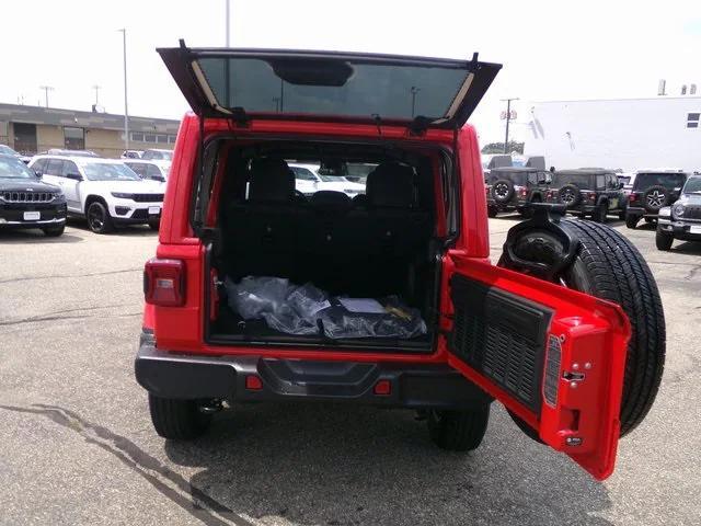 new 2025 Jeep Wrangler car, priced at $51,620
