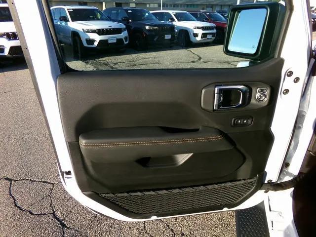 new 2025 Jeep Wrangler car, priced at $50,030
