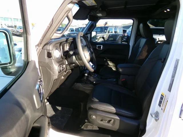 new 2025 Jeep Wrangler car, priced at $50,030