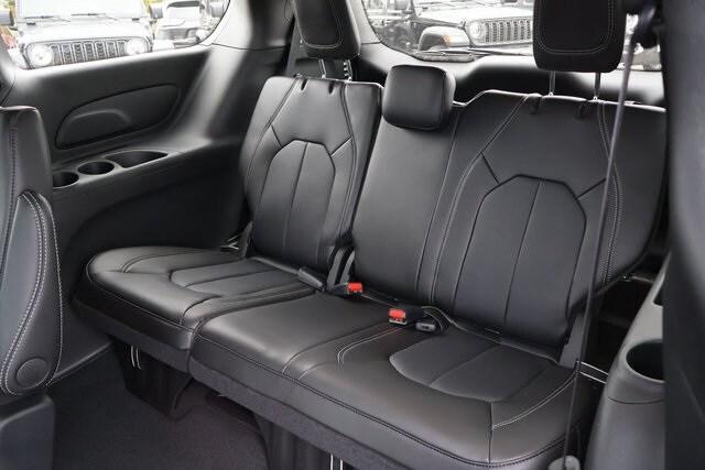 new 2026 Chrysler Pacifica car, priced at $48,285