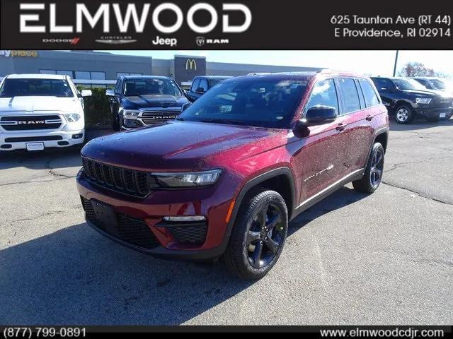 new 2025 Jeep Grand Cherokee car, priced at $48,035