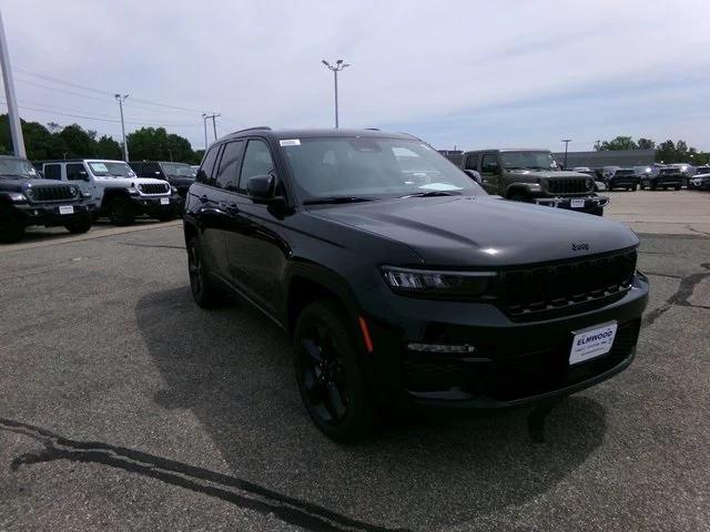new 2025 Jeep Grand Cherokee car, priced at $45,970