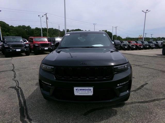 new 2025 Jeep Grand Cherokee car, priced at $45,970