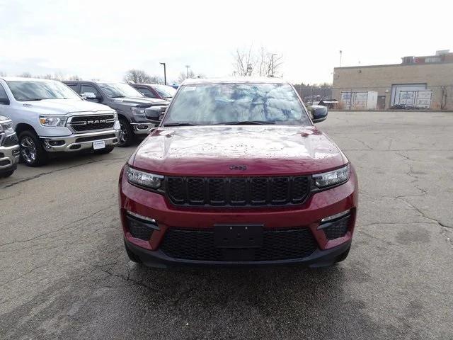 new 2025 Jeep Grand Cherokee car, priced at $48,035