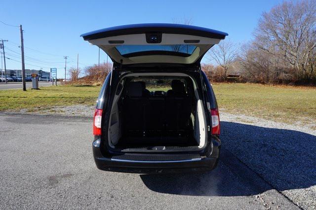 used 2015 Chrysler Town & Country car, priced at $12,600