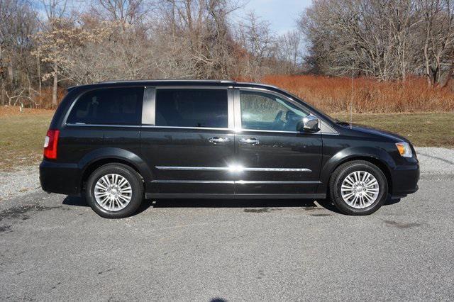 used 2015 Chrysler Town & Country car, priced at $12,600