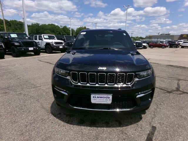 new 2025 Jeep Grand Cherokee car, priced at $42,381