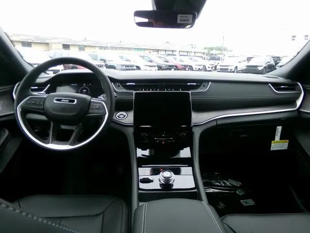 new 2025 Jeep Grand Cherokee L car, priced at $44,577