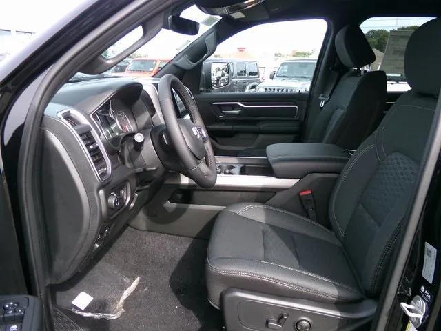 new 2025 Ram 1500 car, priced at $48,086