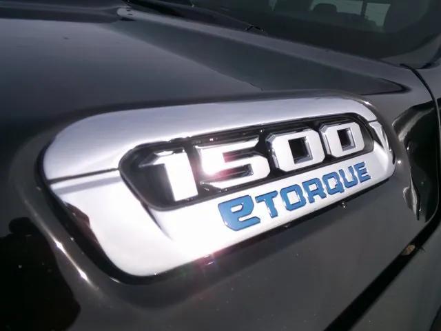 new 2025 Ram 1500 car, priced at $48,086