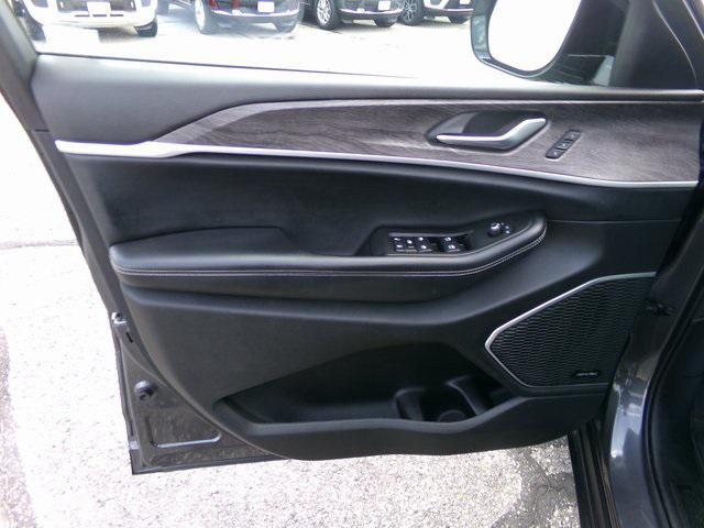 used 2021 Jeep Grand Cherokee L car, priced at $31,495