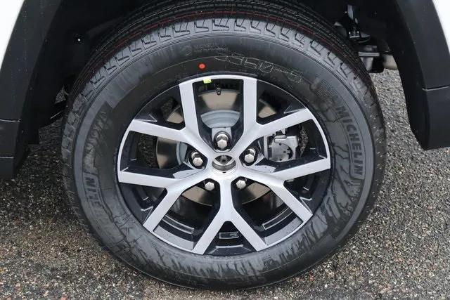 new 2025 Jeep Grand Cherokee car, priced at $42,150