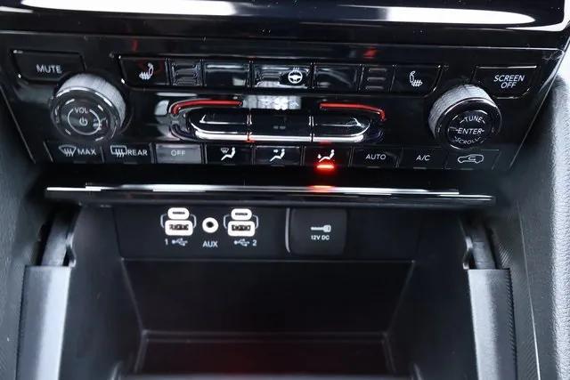 new 2025 Jeep Grand Cherokee car, priced at $42,150