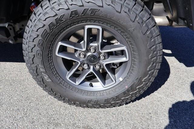 new 2025 Jeep Gladiator car, priced at $56,160