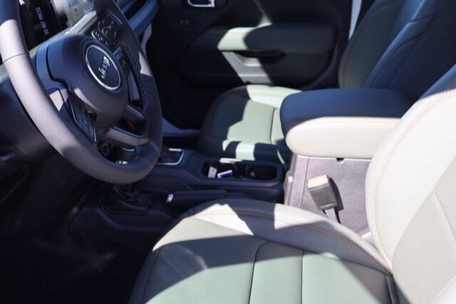 new 2025 Jeep Gladiator car, priced at $56,160