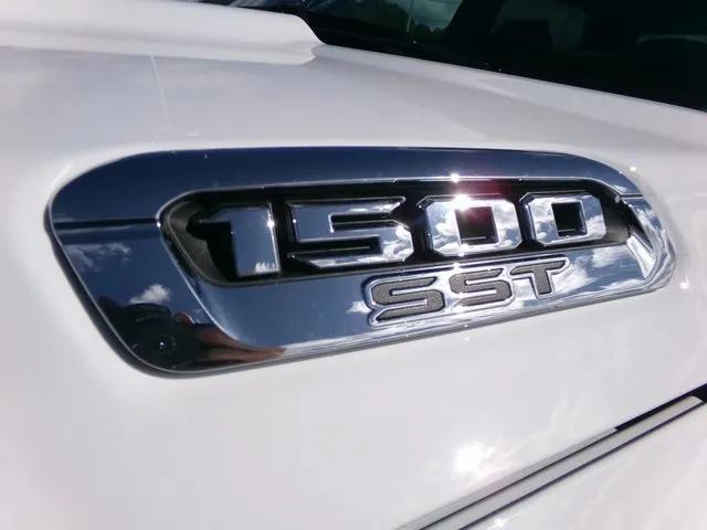 new 2025 Ram 1500 car, priced at $55,091