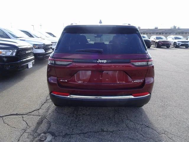 new 2025 Jeep Grand Cherokee car, priced at $45,310