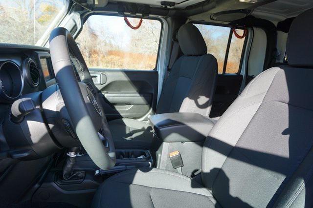 used 2023 Jeep Gladiator car, priced at $36,750