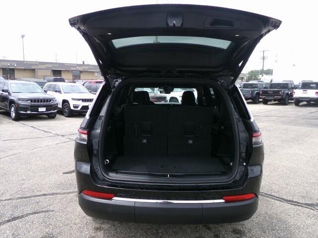 new 2025 Jeep Grand Cherokee L car, priced at $43,672