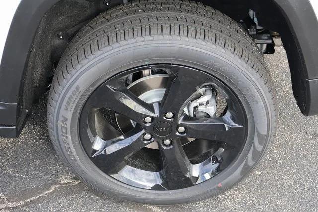 new 2025 Jeep Grand Cherokee car, priced at $48,265